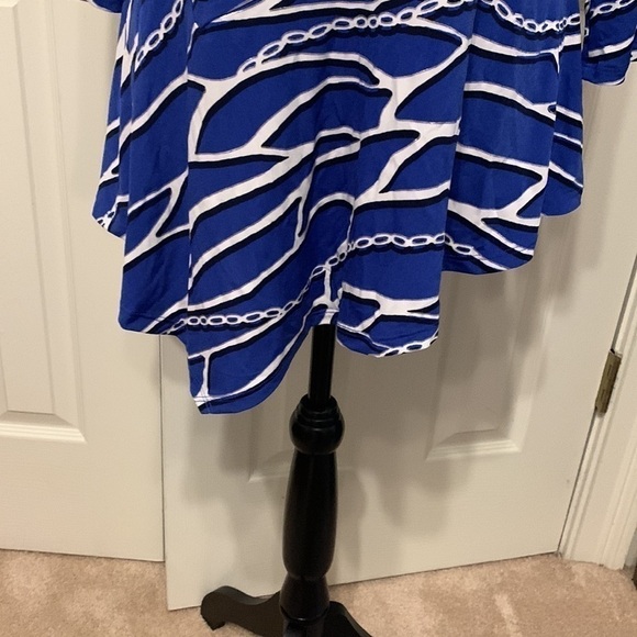 JM Collection Chain Print Tunic - Picture 4 of 9